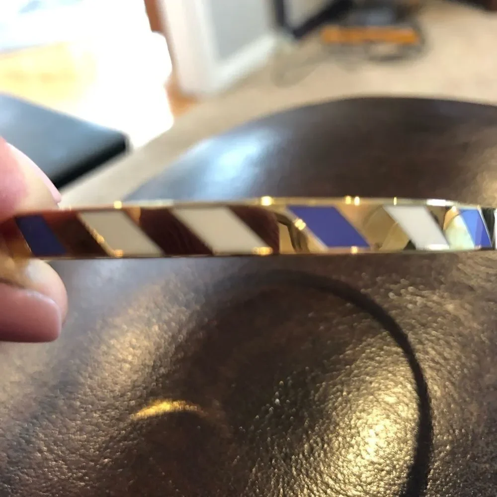 EUC Kate Spade Toe The Line Idiom Bracelet